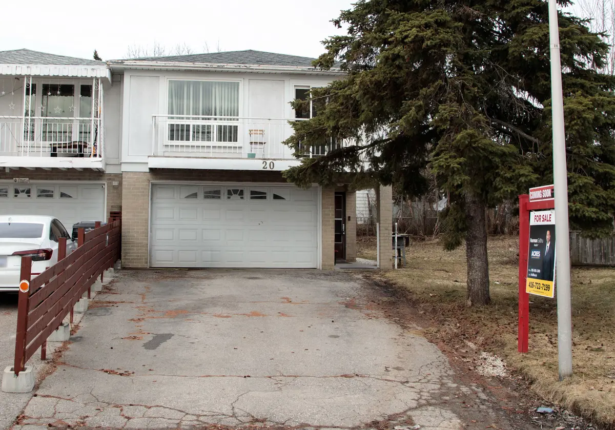 20 Gladeside PL W, Brampton, ON L6S 1X3