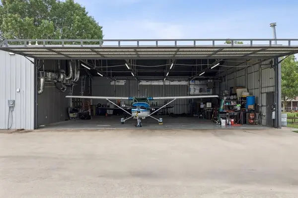 275 Aero Country Road, Mckinney, TX 75071