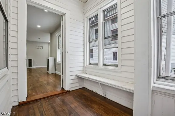 99 Lincoln St, Montclair Twp., NJ 07042