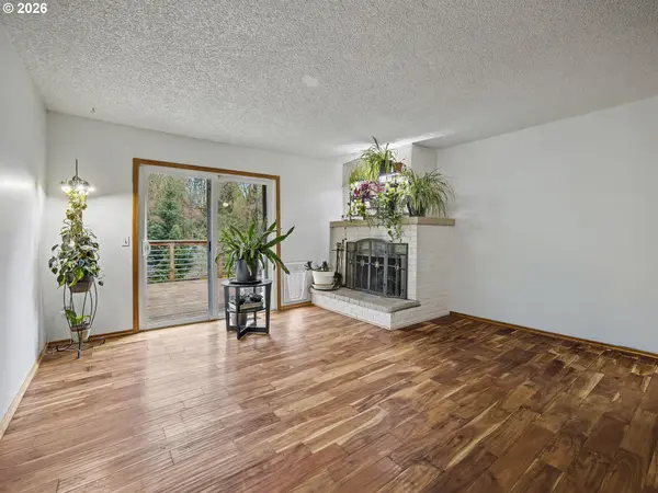 1960 SW 13TH CT, Gresham, OR 97080