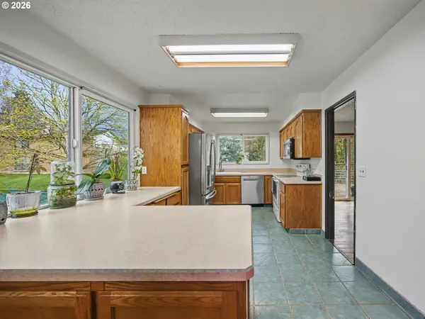 1960 SW 13TH CT, Gresham, OR 97080