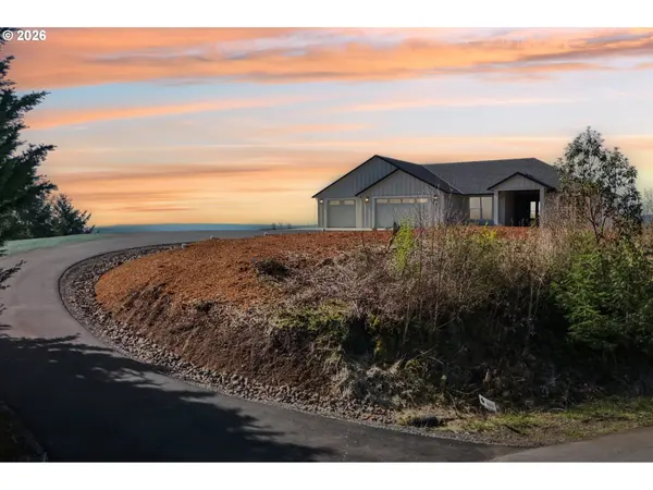 917 CONFER RD, Kalama, WA 98625