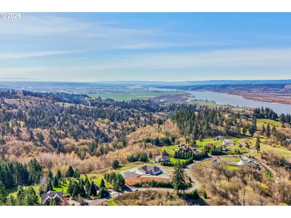 917 CONFER RD, Kalama, WA 98625