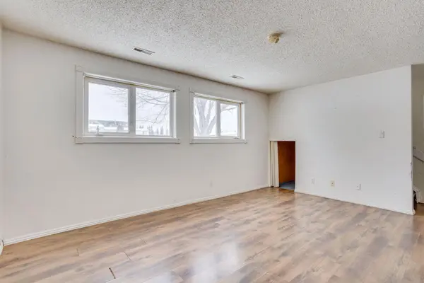 115 Raven PL, Fort Mcmurray, AB T9H 4H8