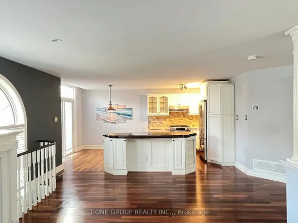 507 Dunlop ST W, Whitby, ON L1N 1V3