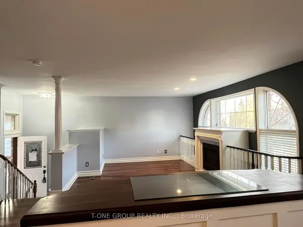 507 Dunlop ST W, Whitby, ON L1N 1V3