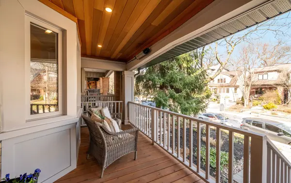 318 Durie ST, Toronto W02, ON M6S 3G3