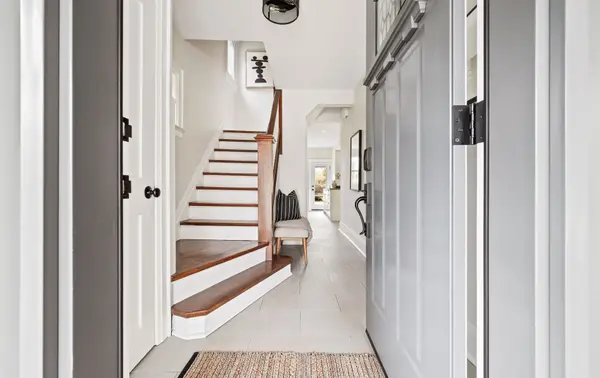 318 Durie ST, Toronto W02, ON M6S 3G3