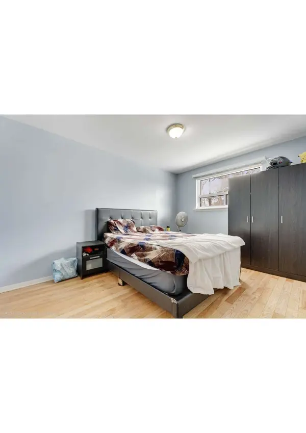 46 Flamingo CRES, Brampton, ON L6T 2G5