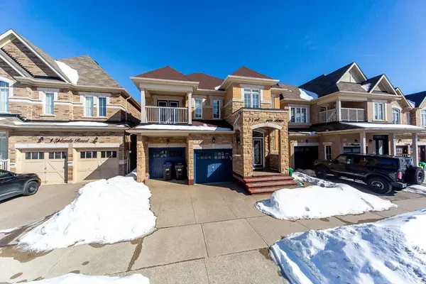 57 Aldersgate DR, Brampton, ON L7A 3Z9