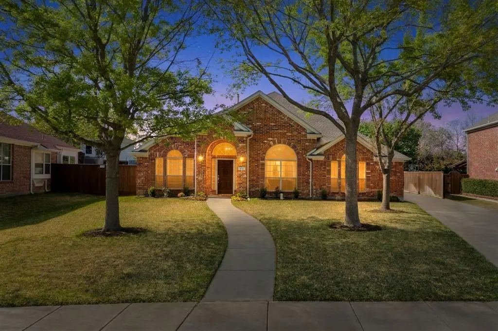 416 Love Bird Lane, Murphy, TX 75094