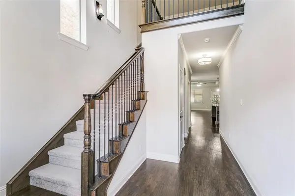 2221 Churchill Loop, Grapevine, TX 76051