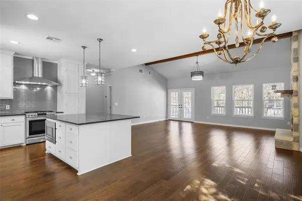 705 Lost Hunters Canyon, China Spring, TX 76633