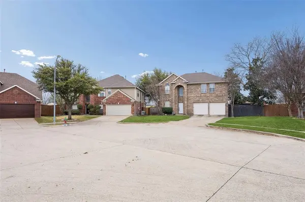 5076 Blanco Drive, Haltom City, TX 76137