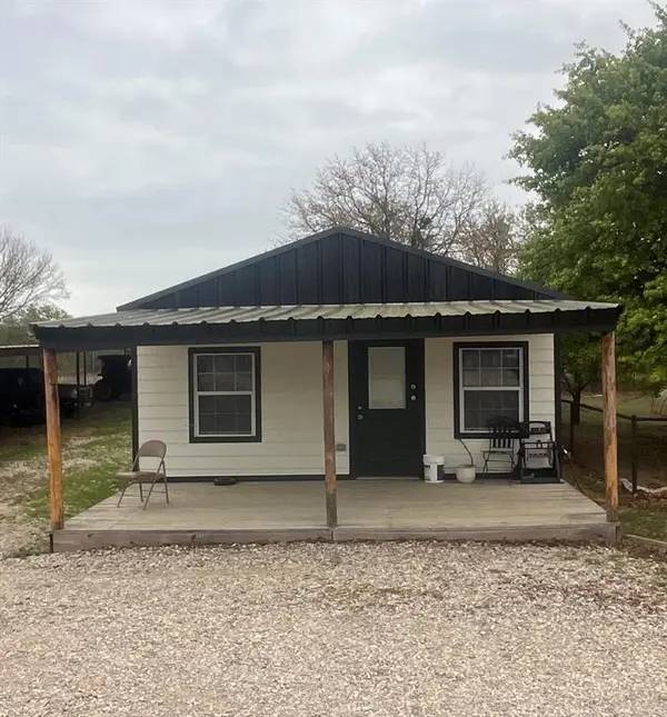 7601 Zion Hill Road, Poolville, TX 76487