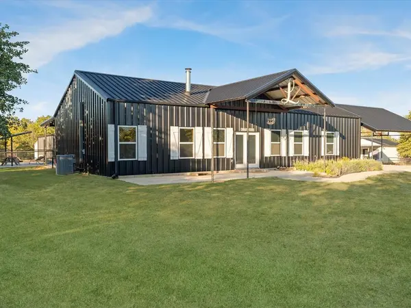 7601 Zion Hill Road, Poolville, TX 76487