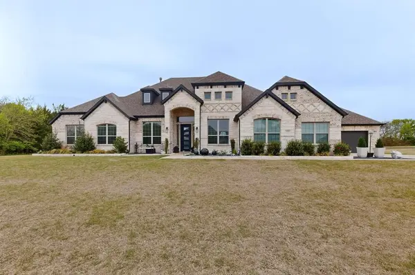 324 Ledstone Court, Rockwall, TX 75032