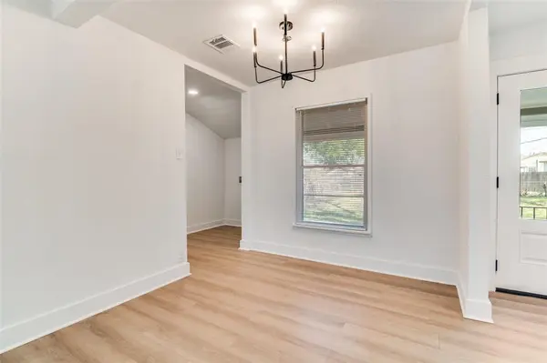 2129 Montalba Avenue, Dallas, TX 75228