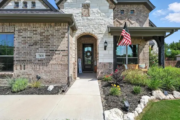 7431 Bald Cypress Drive, Ovilla, TX 75154