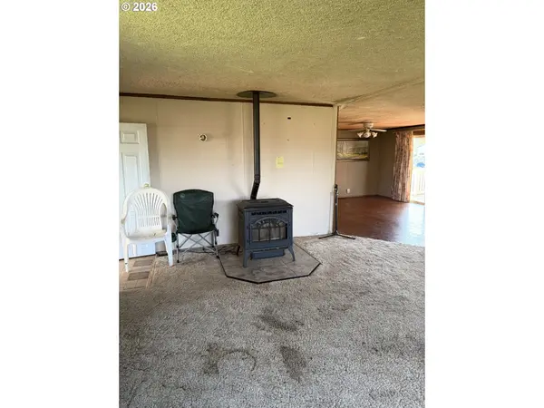 26475 SE HIGHWAY 224, Eagle Creek, OR 97022