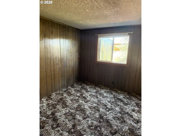 26475 SE HIGHWAY 224, Eagle Creek, OR 97022