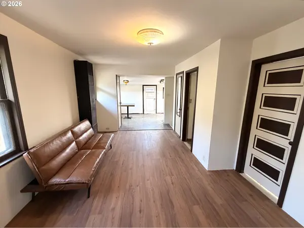 1207 10TH ST, La Grande, OR 97850