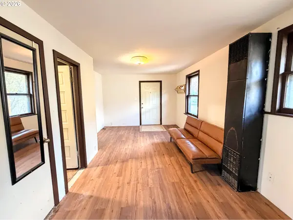 1207 10TH ST, La Grande, OR 97850