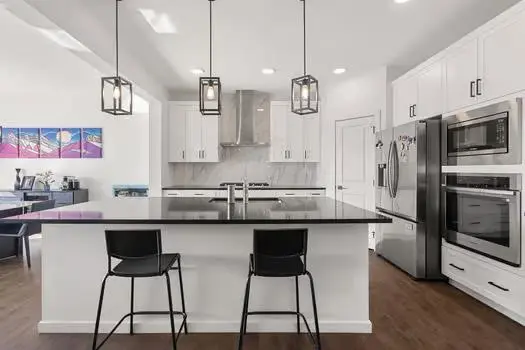 75 Royston Heath NW, Calgary, AB T3L 0K3