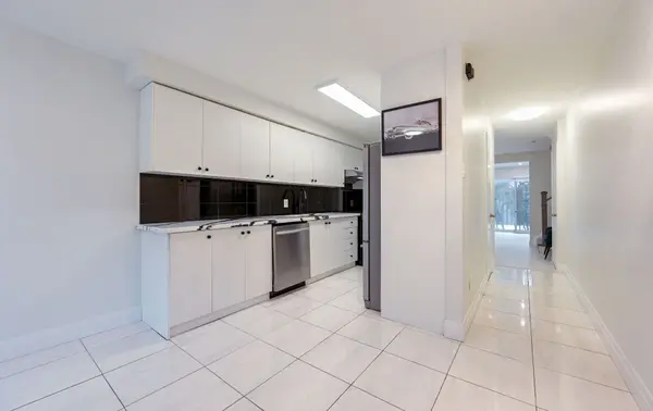 5020 Delaware DR #12, Mississauga, ON L4Z 3C4