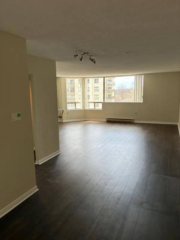 695 Richmond ST #602, London East, ON N6A 5M8