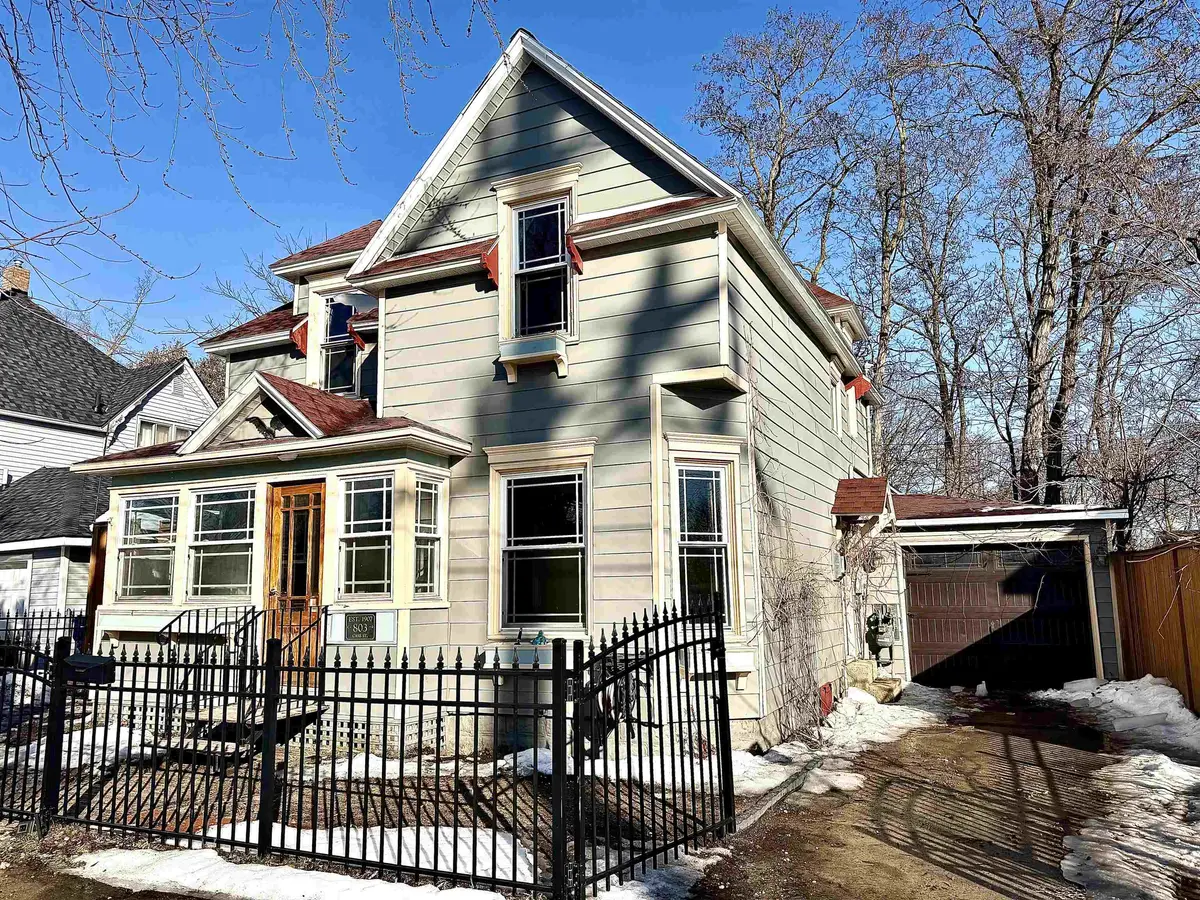 803 Cass ST, Traverse City, MI 49684