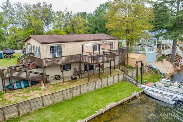 1929 Mohawk TRL, Churchill Twp, MI 48661