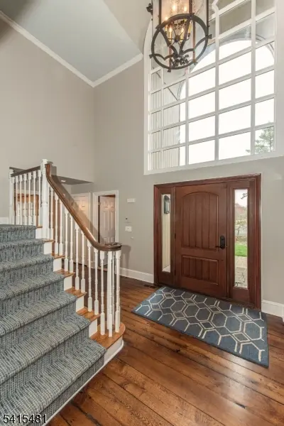 5 Blackberry Ln, North Caldwell Boro, NJ 07006