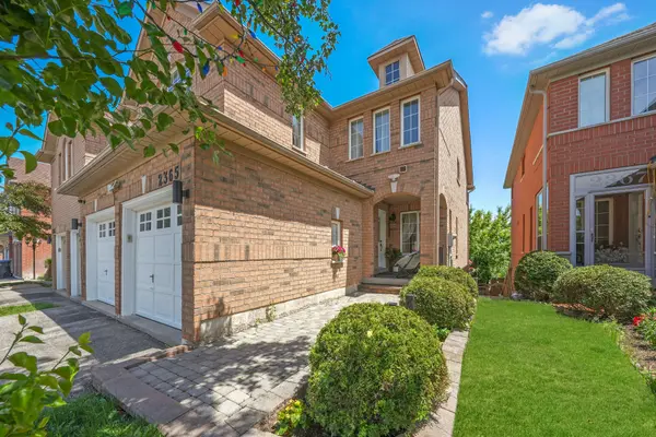 2365 Bankside DR, Mississauga, ON L5M 6E3