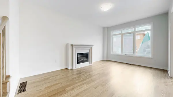 37 Raja ST, Brampton, ON L6P 4R8