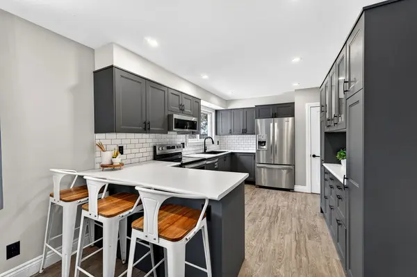 266 Bleecker AVE, Belleville, ON K8N 3V4