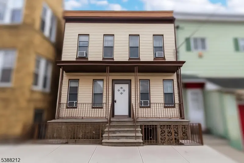 415 24Th St, Union City, NJ 07087