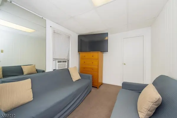 415 24Th St, Union City, NJ 07087