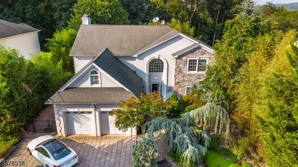 23 Brookhill Pl,  Little Falls Twp.,  NJ 07424