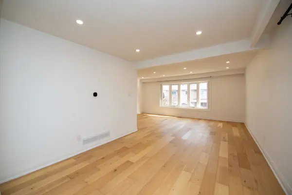 8 Nootka CRES #Upper, Toronto C15, ON M2H 2X6