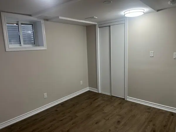 1112 Maple Gate RD, Pickering, ON L1X 1B8