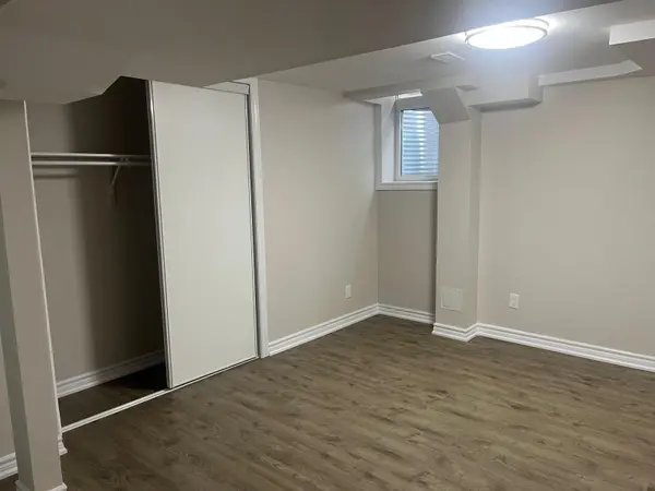 1112 Maple Gate RD, Pickering, ON L1X 1B8