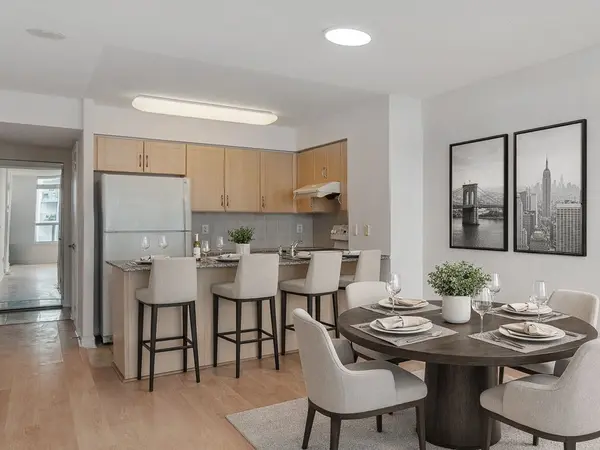 60 Disera DR #1101, Vaughan, ON L4J 9G1