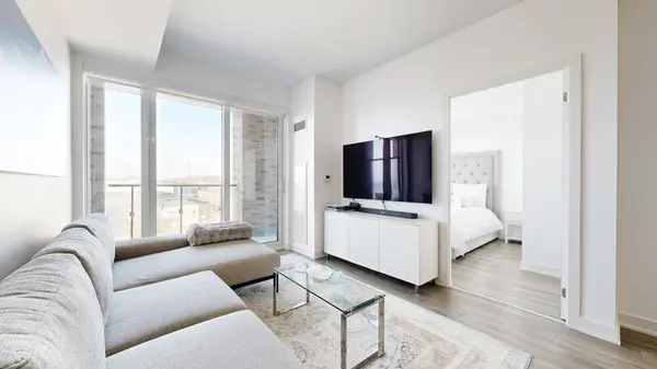 100 Eagle Rock Way N/A #626, Vaughan, ON L6A 5B9