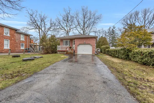 81 Fairpark LN, Georgina, ON L0E 1R0