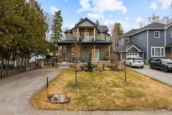 12 Frankfort GRV, Georgina, ON L0E 1L0