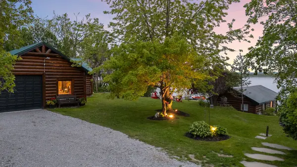 99 Creighton ST, Ramara, ON L3V 1B4