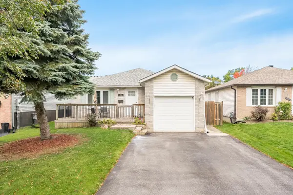 24 Laurie CRES, Barrie, ON L4M 6C7