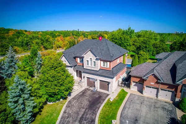 530 Golfview CT, Oakville, ON L6M 4W6