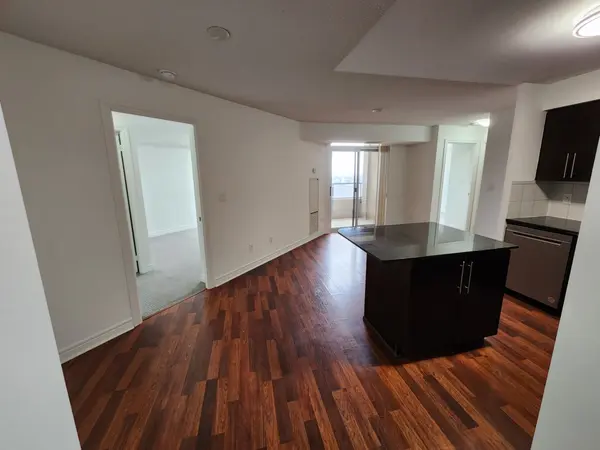 310 Burnhamthorpe RD W #3009, Mississauga, ON L5B 4P9